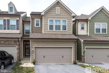Main picture of 22 Eagle Ln