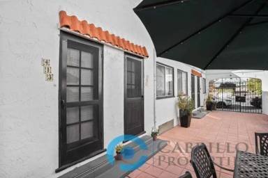Main picture of Casa Blanca