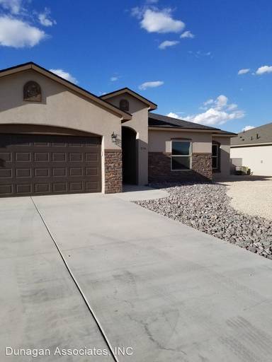 Main picture of 302 Baler Ln