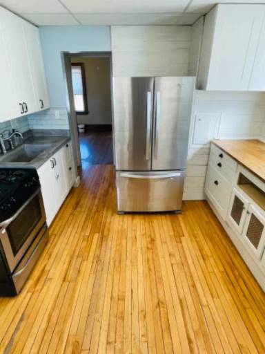 Main picture of 611 Pascal St N