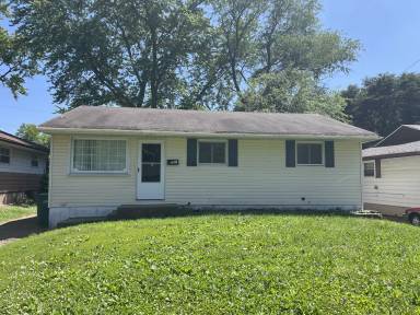 Main picture of 146 Roderick Dr