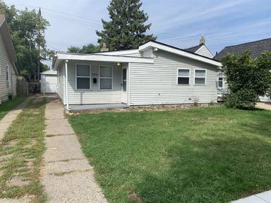Main picture of 23449 Reynolds Ave