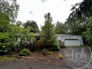 Main picture of 322 Rocky Hill Rd