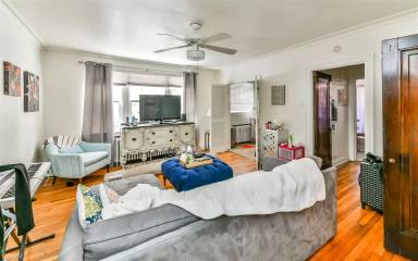 Main picture of 6351 Walnut St