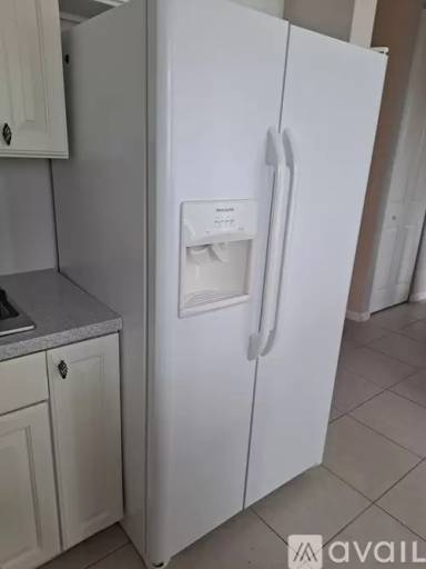 Main picture of 637 Tangelo Cir SW