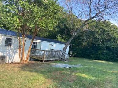 Main picture of 174 Paul Workman Rd