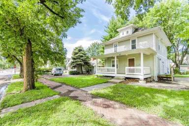 Main picture of 109 N 9th St