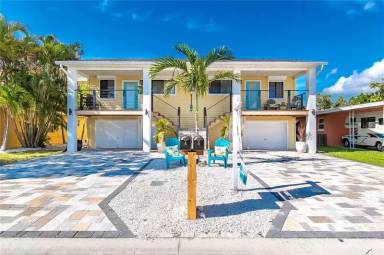 Main picture of 118 175th Terrace Dr E