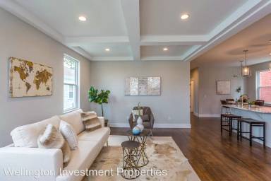 Main picture of 1002 Fairview Ave