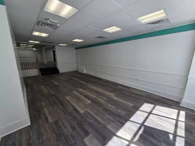 Main picture of 228 Main St