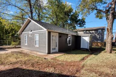 Main picture of 1819 NW 38th St