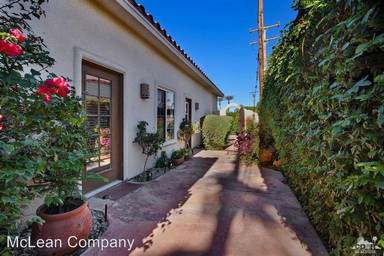 Main picture of 443 Avenida Ortega