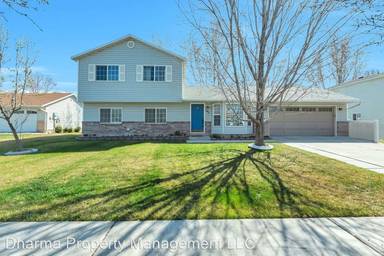 Main picture of 351 S 2430 W