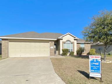 Main picture of 7806 Woodbury Dr