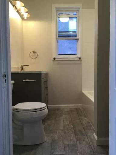 Main picture of 48 Lyon St