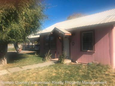 Main picture of 304 N Nagle St
