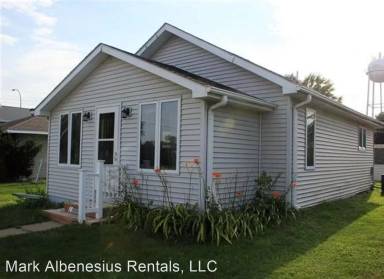 Main picture of 107 Louis Ave