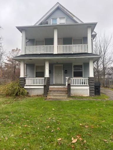 Main picture of 3470 E 125th St