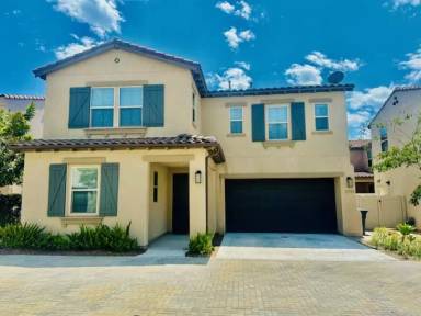 Main picture of 670 Merit Dr