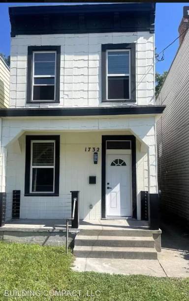 Main picture of 1732 Queen City Ave