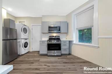 Main picture of 46 Brackett St