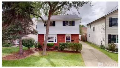 Main picture of 122 Courtland Blvd