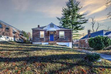 Main picture of 5306 Fletcher St