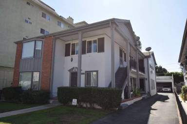 Main picture of 11948 Magnolia Blvd