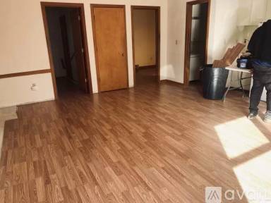 Main picture of 225 Maple St