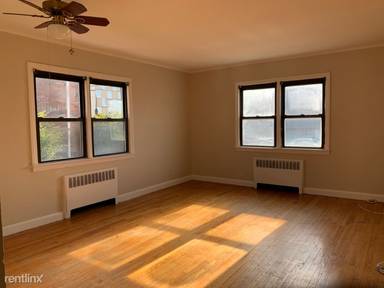 Main picture of 600A E Broadway