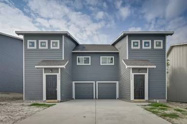 Main picture of 7917 Doreen Ave