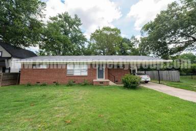 Main picture of 955 Western Ave