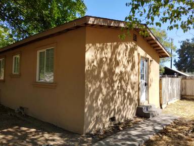 Main picture of 5616 Arboga Road - B
