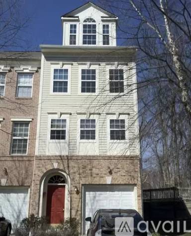 Main picture of 5440 Chieftain Cir