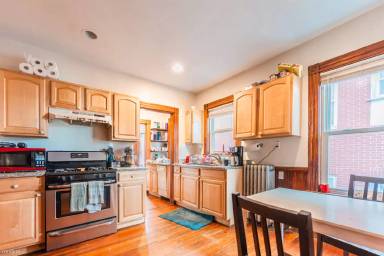 Main picture of 40 Weld Hill St