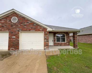 Main picture of 5702 Luxor Dr