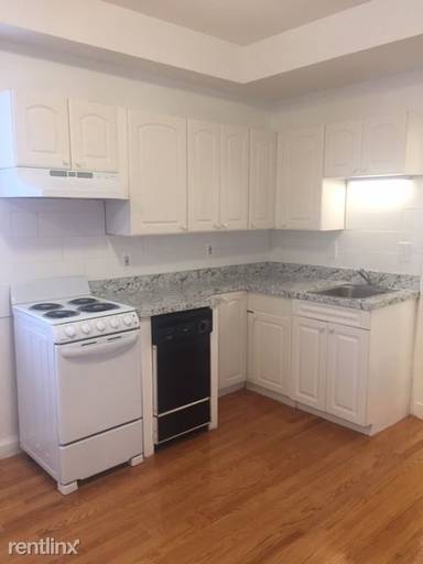Main picture of 1129 Beacon St