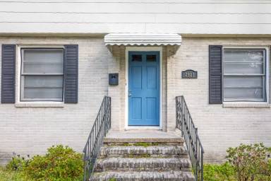 Main picture of 2921 Olga Pl