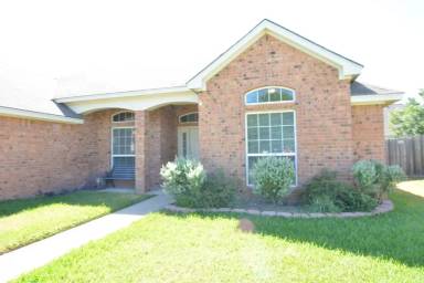 Main picture of 5708 High Meadow Dr