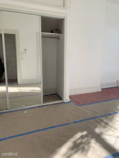 Main picture of 7604 Jamaica Ave