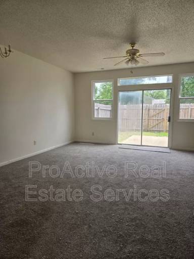 Main picture of 843 Old Clubhouse Rd