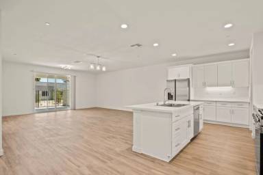 Main picture of 49133 Garland Rd