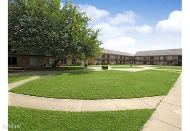 Main picture of 825 Norwood Dr
