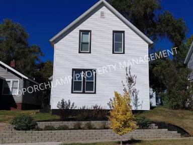 Main picture of 606 Houston Ave