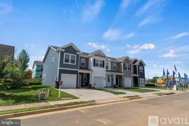 Main picture of 110 Willett Hollow St