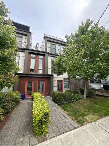 Main picture of 6413 26th Ave NW