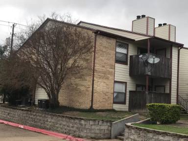 Main picture of Twin City Condominiums