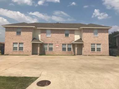 Main picture of 5709 Redstone Drive - A