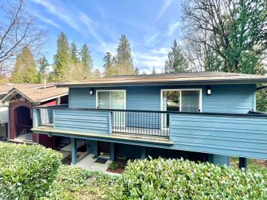 Main picture of 15533 Waynita Way NE