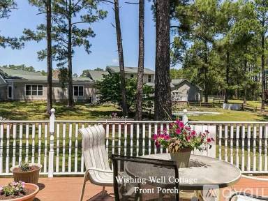 Main picture of 2085 Youngs Rd